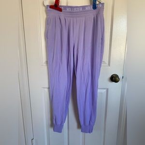 Hollister Sweat/Joggers - Good Condition- Purple with Pockets - Size Large
